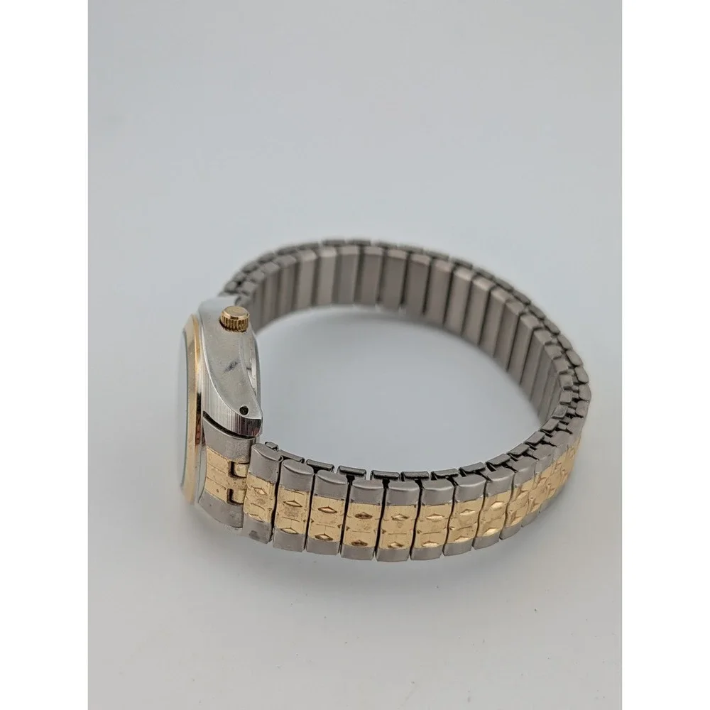 White Stag Watch Women 26mm Case Blue Dial Two Tone Stretch Band- New‎ Battery